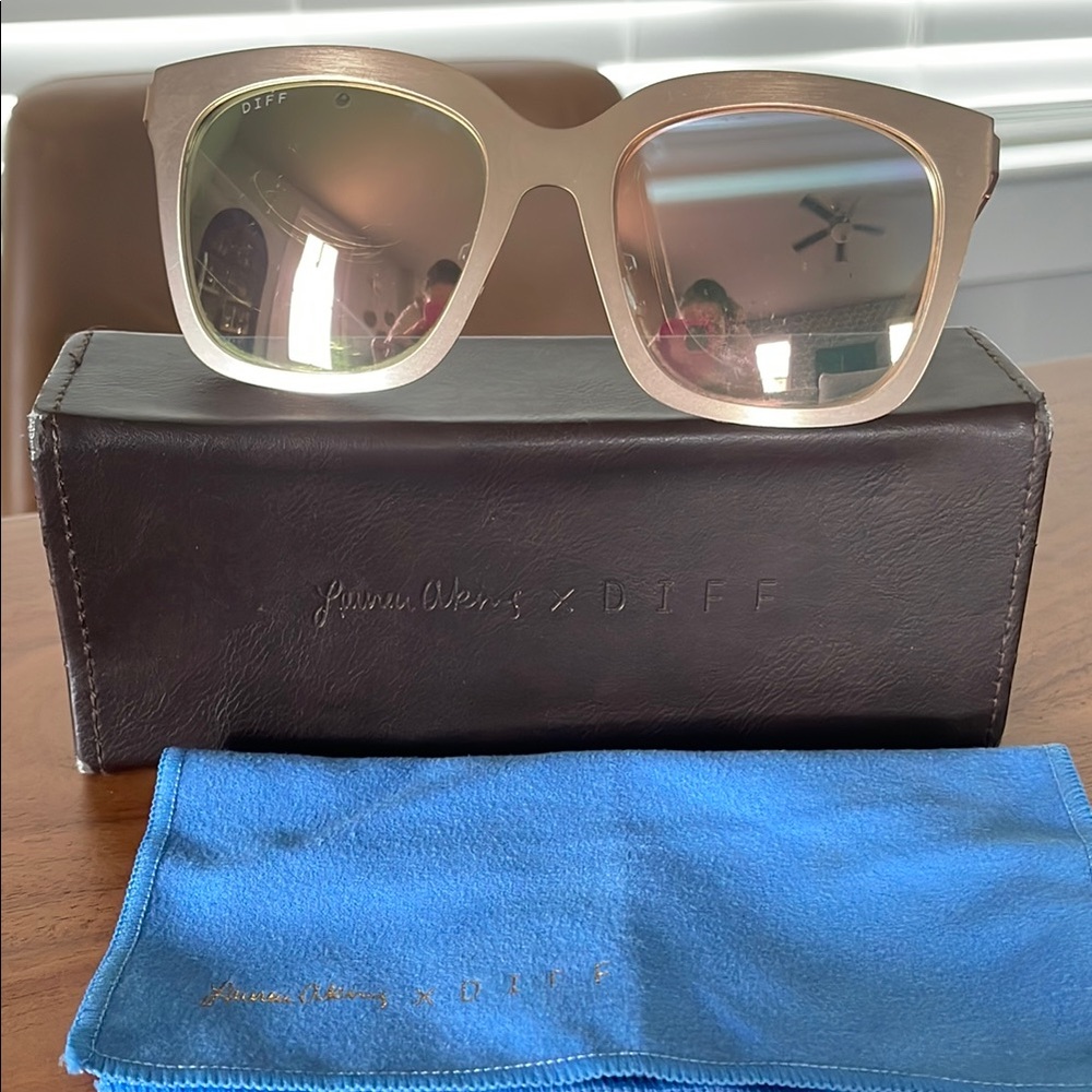 Lauren Akins x DIFF Rose Gold Sunglasses